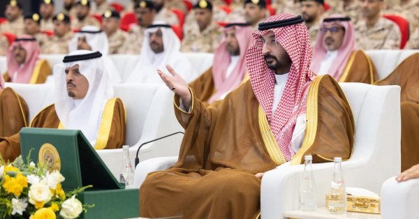 سمو وزير الحرس الوطني السعودي يقف على جاهزية قوات الوزارة المشاركة في موسم الحج.. ويدشن معسكر الشرائع