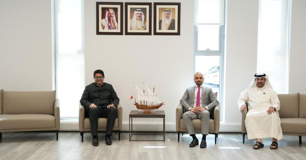 وزير التنمية الاجتماعية يستقبل سفير جمهورية الهند لدى مملكة البحرين
