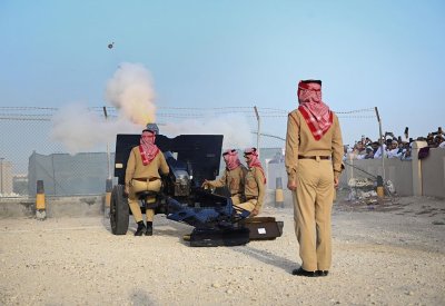 بالصور: مدفع العيد يصدح في الرفاع احتفالًا بعيد الأضحى المبارك