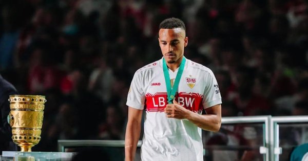 ليفيلينغ يستعير تسريحة رونالدو بعد منحه رقم 9 مع ألمانيا بالمونديال