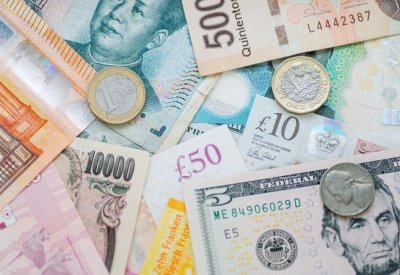الدولار عند أعلى مستوى في أسبوع وسط تصعيد بين إيران وأميركا