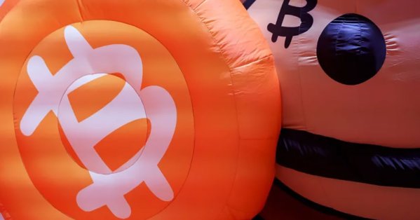 صناديق بتكوين الأميركية تفقد 2.8 مليار دولار في أطول موجة نزوح منذ إطلاقها
