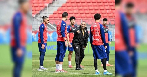 قبل مونديال 2026.. مدرب تونس يشعل الجدل داخل معسكر المنتخب