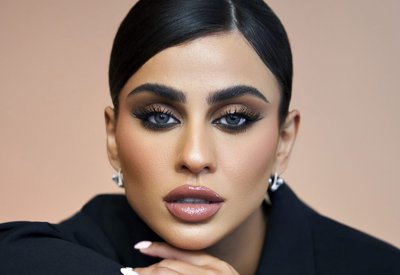 يمنى خوري تعلن حملها الأول