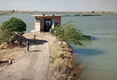 الفرات يفيض ويعطش المدن.. أزمة مياه تضرب مناطق في سوريا