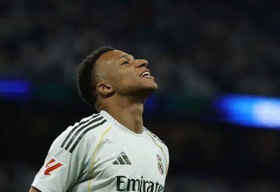 رد فعل مبابي على فوز باريس باللقب الثاني بعد رحيله