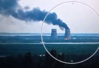 وكالة الطاقة: إصابة محطة زابوريجيا النووية بطائرة مسيرة