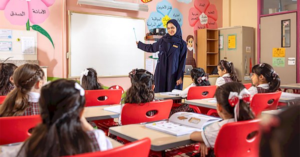 8774 طالبا خليجيا بمدارس البحرين  في السنوات العشر الماضية