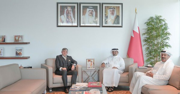 وزير الصناعة والتجارة يستقبل سفير جمهورية أوكرانيا لدى مملكة البحرين