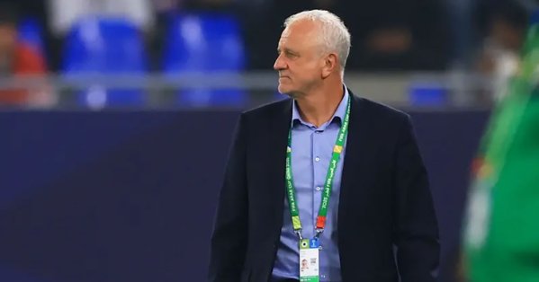 أرنولد يعلن قائمة العراق النهائية لكأس العالم 2026