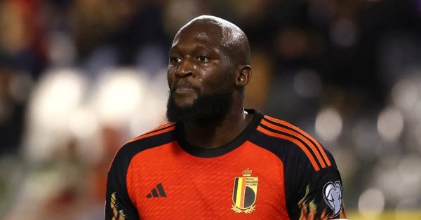 لوكاكو يمنح بلجيكا دفعة قوية والمنتخب يطالب بالهدوء قبل كأس العالم