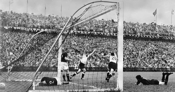 لغز قائم حتى اليوم.. هل فازت ألمانيا بكأس العالم 1954 بفضل "حقن سرية"؟