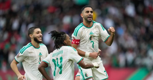 هل يقود محرز منتخب الجزائر للنجاح في ظهوره الأخير بكأس العالم؟