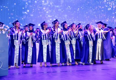 مدرسة برايتس العالمية تحتفل بأكبر دفعة خريجين  في تاريخها ضمن دفعتها الـ 18 دفعة العام 2026