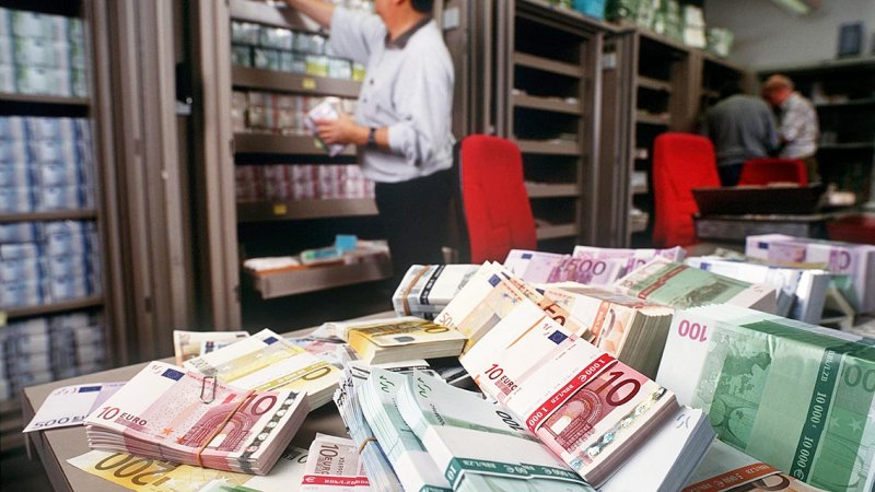 فرنسا وبريطانيا وألمانيا تتصدر وجهات الاستثمار الأوروبي