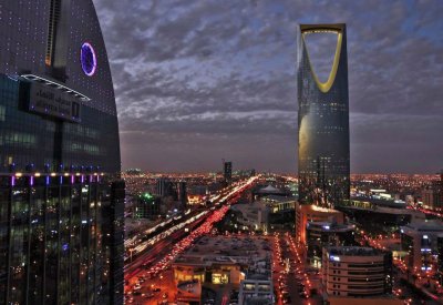 القطاع الخاص غير النفطي في السعودية ينمو بأسرع وتيرة