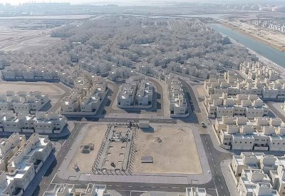 مواطنة من ذوي الهمم تناشد “الإسكان” تحويل موقع بيتها