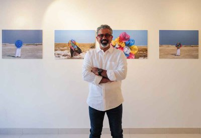 الفنان البحريني محمد بوحسن يشارك في مهرجان عمّان للصورة 14 بمشروعه الفوتوغرافي "وجود مُغلَّف"