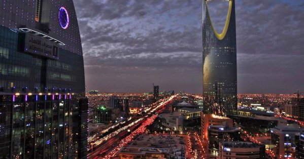 القطاع الخاص غير النفطي في السعودية ينمو بأسرع وتيرة 
