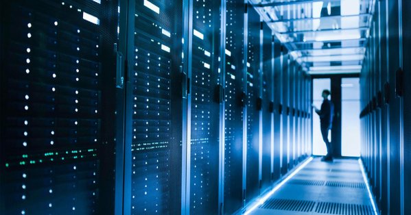 استثمارات ضخمة بمراكز البيانات في الرياض تقود رهان الذكاء الاصطناعي 