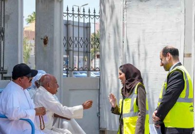 وكيل النقل البري والبريد تتفقد مشاريع ومبادرات النقل العام وتطلع على سير العمل بمحطة السلمانية الرقمية للحافلات