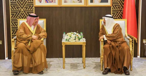 رئيس مجلس الشورى يثمّن الجهود الدبلوماسية للسفير البحريني لد