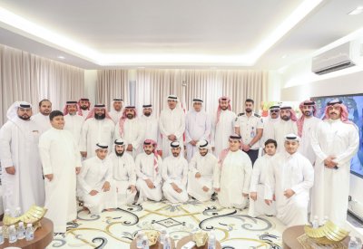 عائلة العجلان تجدد الولاء للملك المعظم
