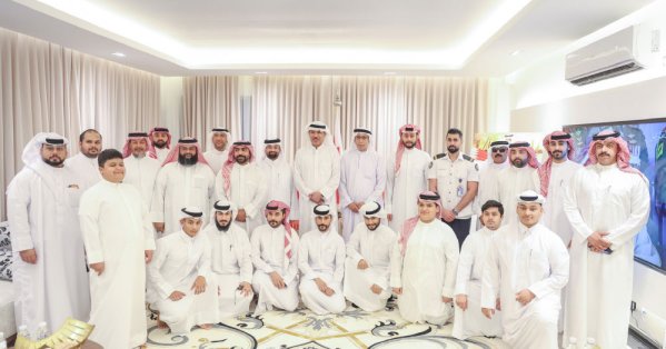 عائلة العجلان تجدد الولاء للملك المعظم
