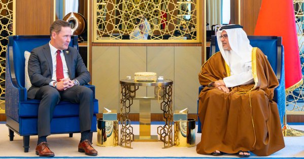 سمو ولي العهد رئيس مجلس الوزراء يستقبل مندوب الولايات المتحد