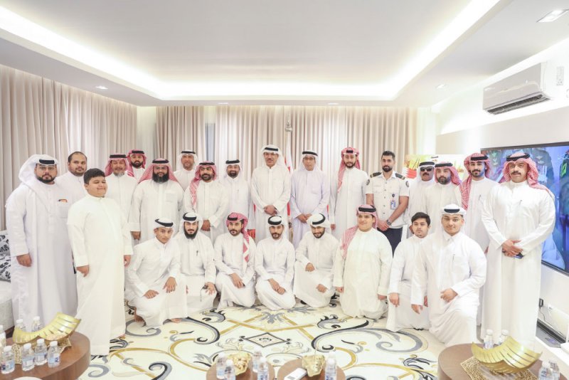 عائلة العجلان تجدد الولاء للملك المعظم