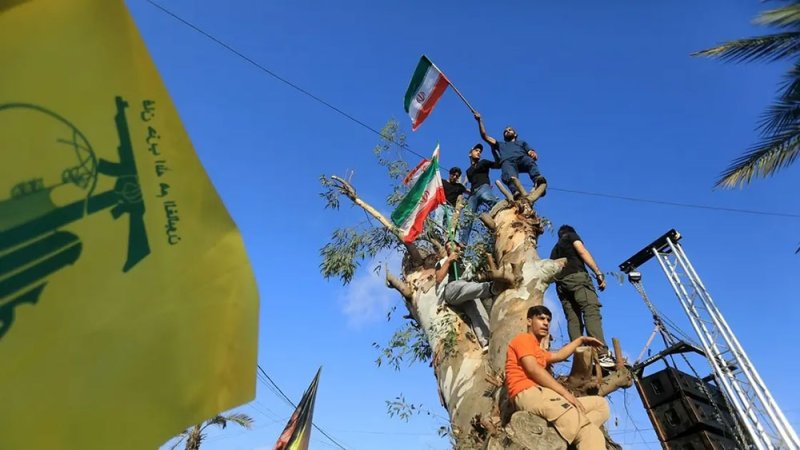 حزب الله يدعو الدولة اللبنانية لتصحيح علاقتها مع طهران
