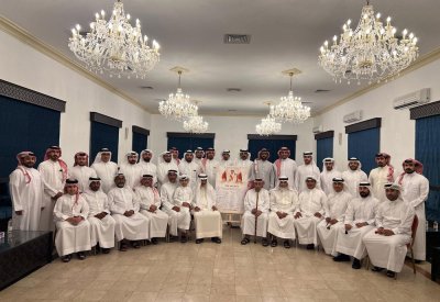 عائلة بن بطي تشارك بالتوقيع على وثيقة التأييد والولاء لجلالة الملك المعظم