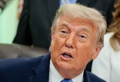 ترامب: سنضرب إيران بقوة اليوم كما فعلنا بالأمس
