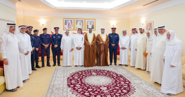 سمو محافظ الجنوبية يلتقي رؤساء ومسئولي المآتم بالمحافظة ويشيد بحرص معالي وزير الداخلية لإنجاح موسم عاشوراء