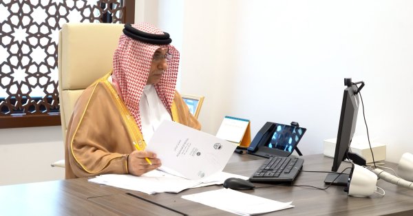 النائب هشام العوضي يشارك في اجتماع لجنة فلسطين