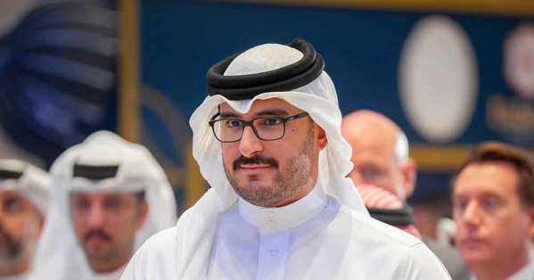 سمو الشيخ عيسى بن سلمان بن حمد يشهد الحفل الختامي لموسم سباق