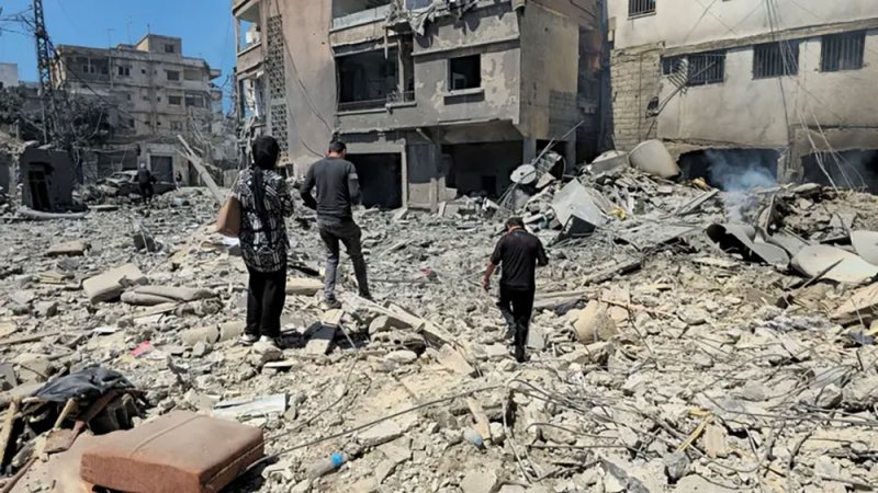 غارات على جنوب لبنان.. وإسرائيل "نواصل استهداف حزب الله"