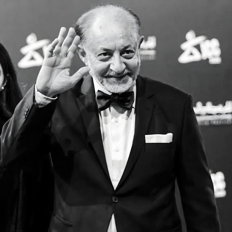 مهرجان القاهرة السينمائي الدولي ينعي الفنان الكبير عبد العزيز مخيون
