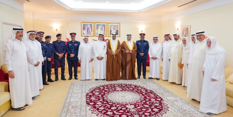 سمو محافظ الجنوبية يلتقي رؤساء ومسئولي المآتم بالمحافظة ويشيد بحرص معالي وزير الداخلية لإنجاح موسم عاشوراء