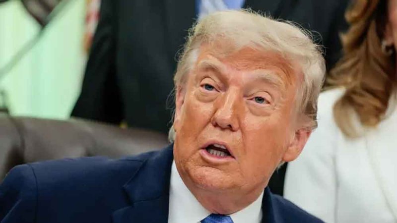 ترامب: سنضرب إيران بقوة اليوم كما فعلنا بالأمس