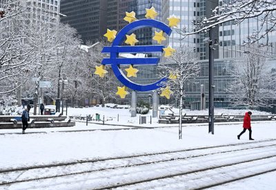 توقع رفع البنك المركزي الأوروبي للفائدة لأول مرة منذ 2023