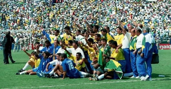 اعتقال بطل كأس العالم قبل رحلته إلى أميركا