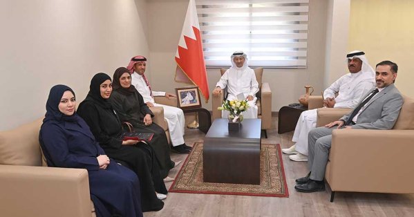 محافظ الشمالية يبحث مع جمعية التوحديين البحرينية تنظيم برامج