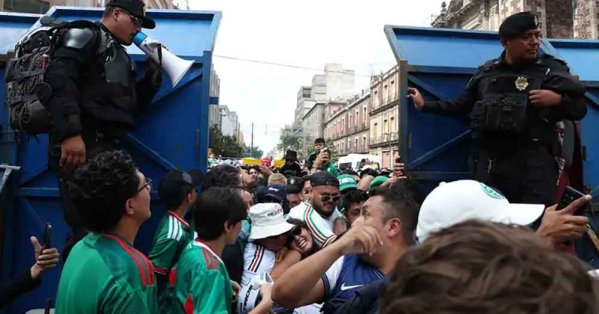 مسؤول مكسيكي يشتم جماهير بلاده قبل انطلاق كأس العالم: أنتم ك