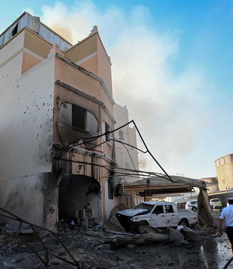 العدوان الإيراني الآثم يستهدف المناطق السكنية .. اصابة طفلة واحتراق مركبات وتضرر منازل