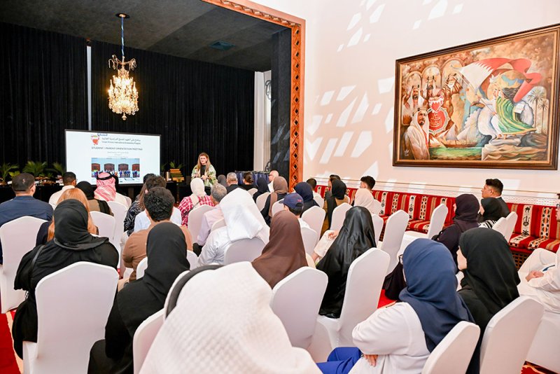 برنامج ولي العهد للمنح الدراسية العالمية ينظم محاضرة تعريفية للفائزين ببعثات عام 2026 وأولياء أمورهم