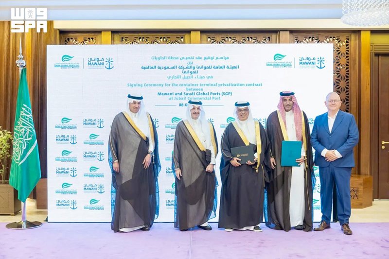 “الشرقية” تدشن مشروعات طرق بـ406 ملايين ريال واتفاقيات نقل تتجاوز 3 مليارات ريال
