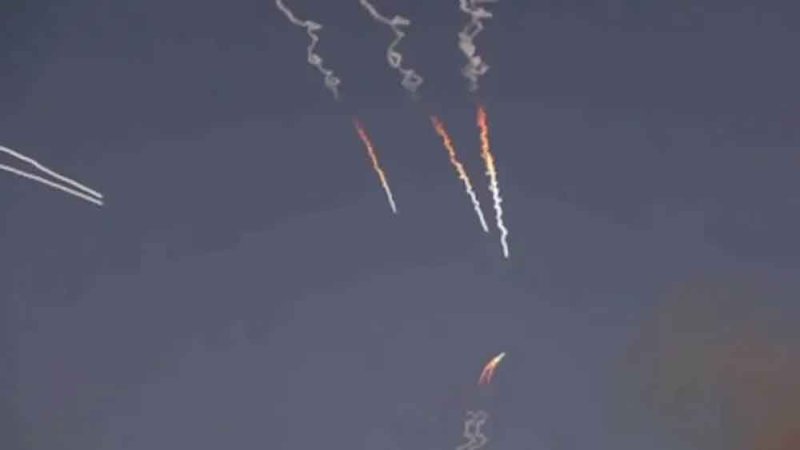 الجيش الأميركي يعلن إسقاط مسيّرات إيرانية استهدفت سفنا في هرمز