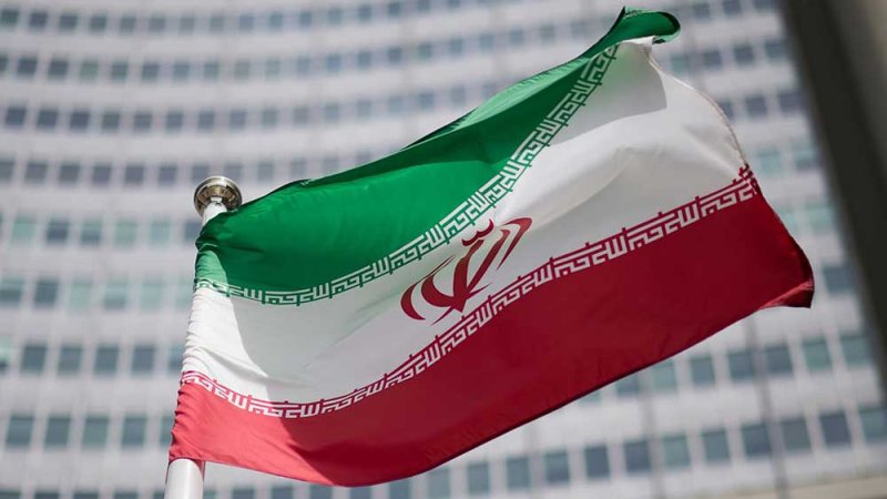إيران تتوخى الحذر حيال موعد توقيع الاتفاق بسبب "تردد الطرف الآخر"