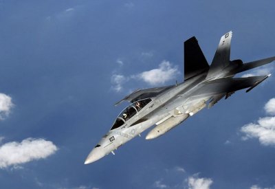 تحطم مقاتلة أميركية في ولاية واشنطن.. وكشف مصير قائدها